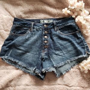 High-waisted Denim Shorts 💙